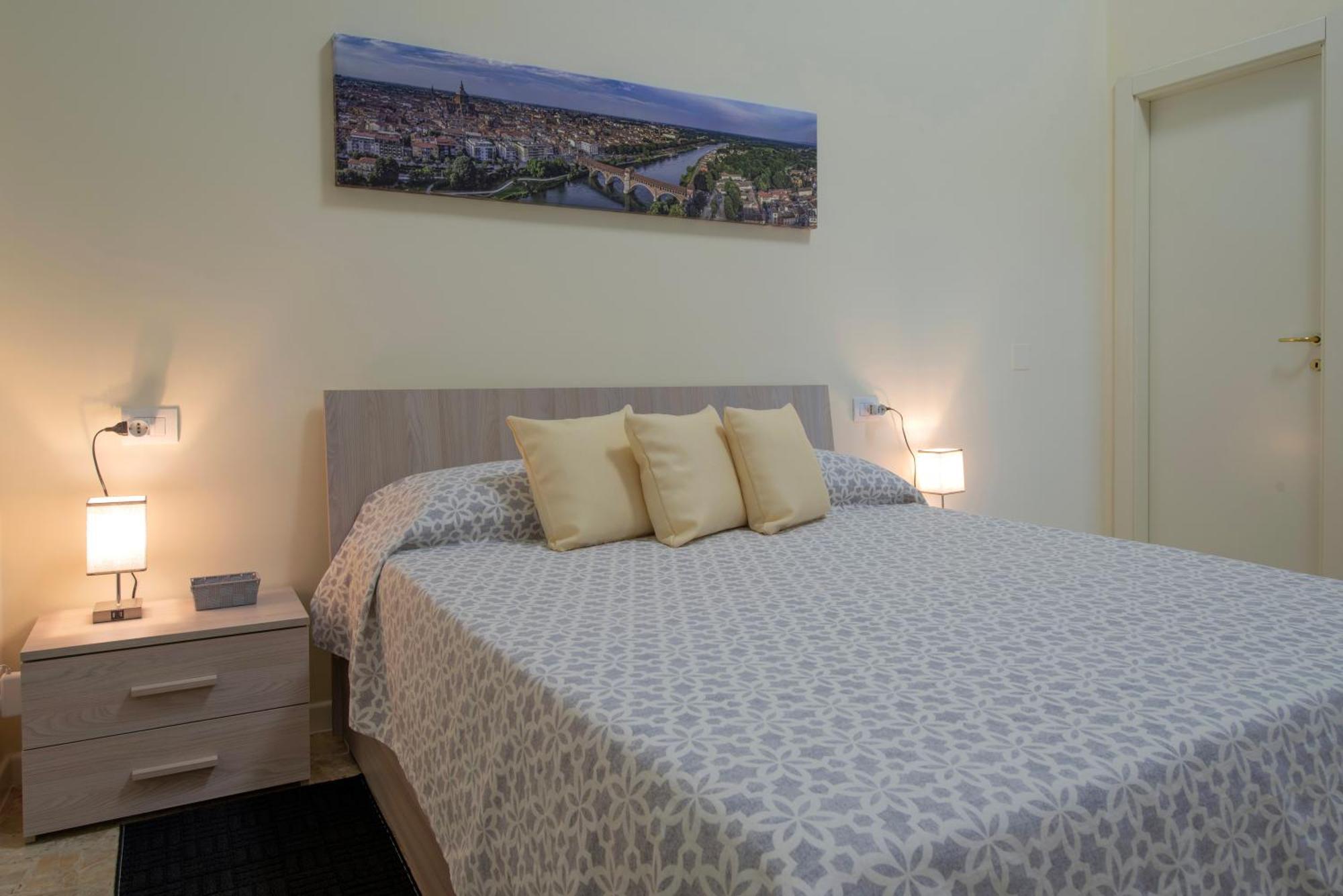 Loft32Pavia, Moderno Appartamento Di 60Mq In Zona Stazione מראה חיצוני תמונה